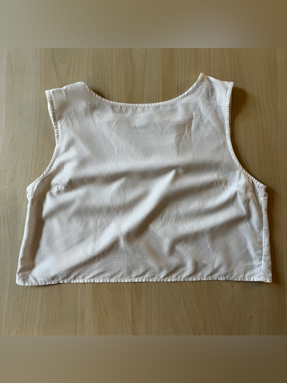 Bycorpus Women’s White Sleeveless Open Split back Crop Tank Top